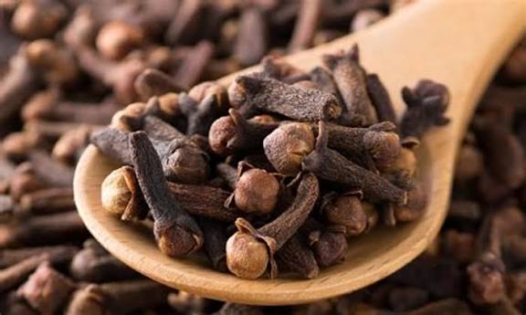 Whole Cloves (Laving)